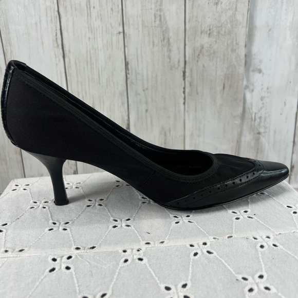 Black kitten Heel Pointy Toe unisa women Two-Tone Fabric Canvas & Leather Sz 6M - Picture 9 of 17